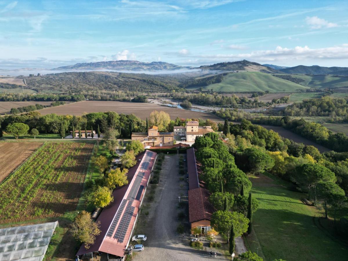 Bioagriturismo Il Cerreto Pomarance Exteriör bild